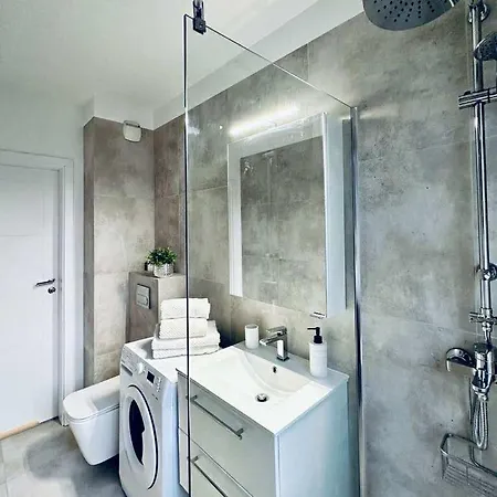 Na Fali 4 Aquapark Reda דירה רומיה